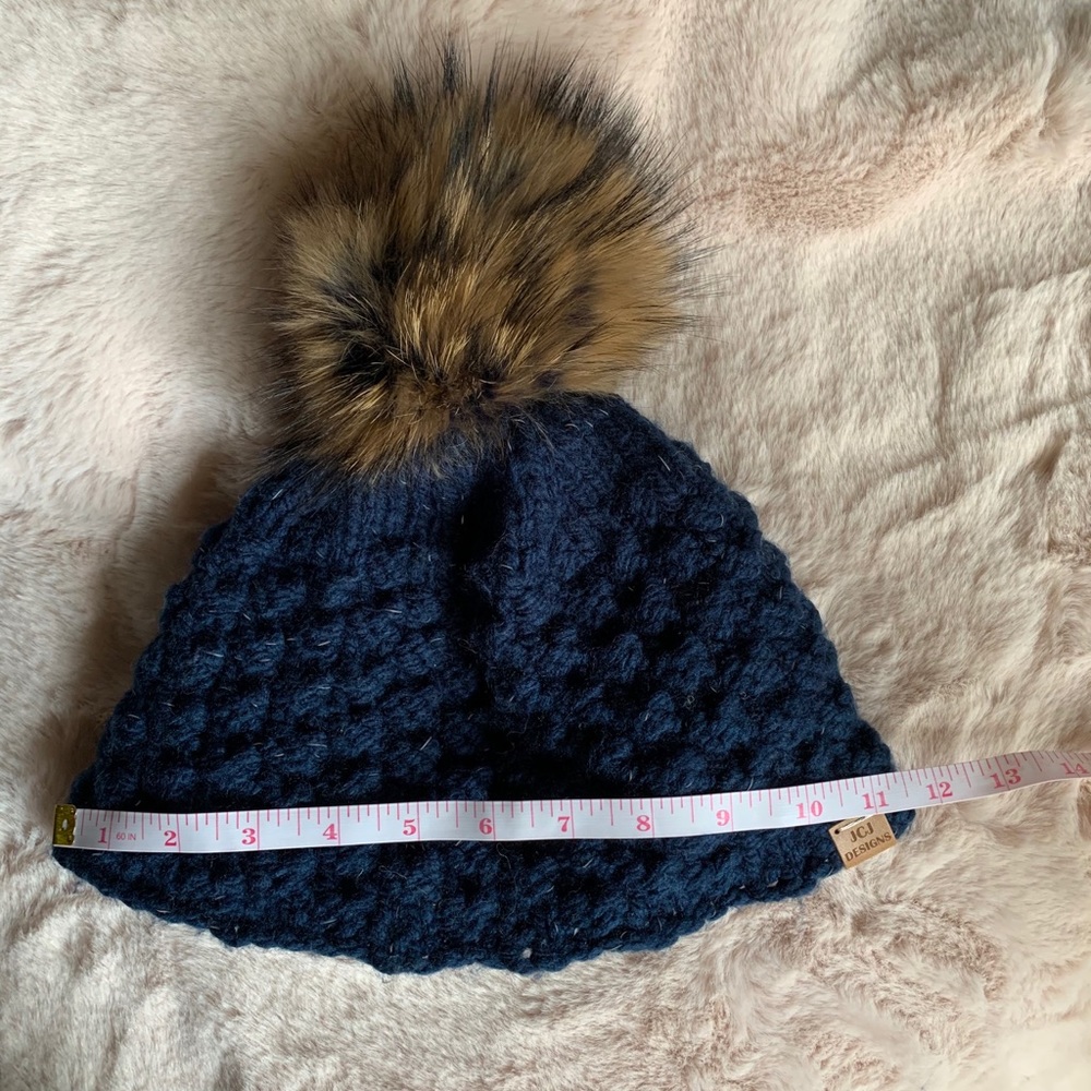 Signature Limited Edition JCJ DESIGNS Hat. L  NWT - Picture 2 of 3
